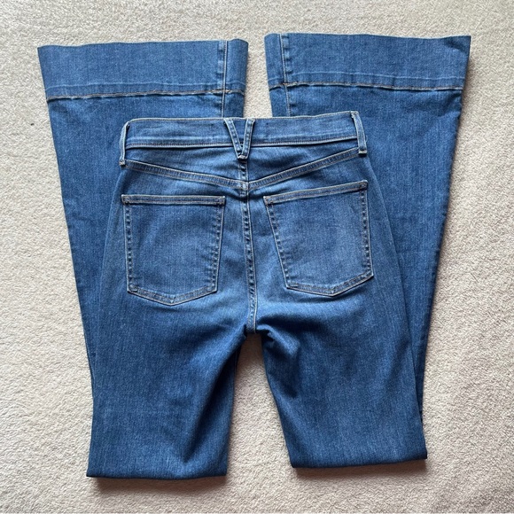 Veronica Beard Sheridan Flare Jeans - Picture 8 of 11